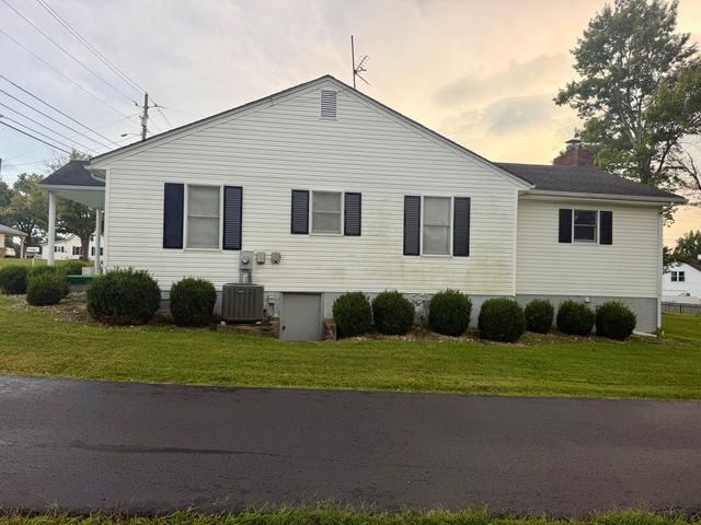119 Bratcher Lane, Berea, KY 40403