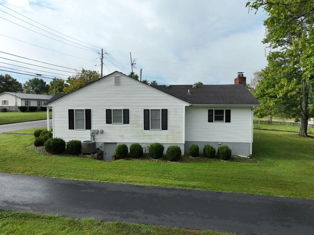 119 Bratcher Lane, Berea, KY 40403