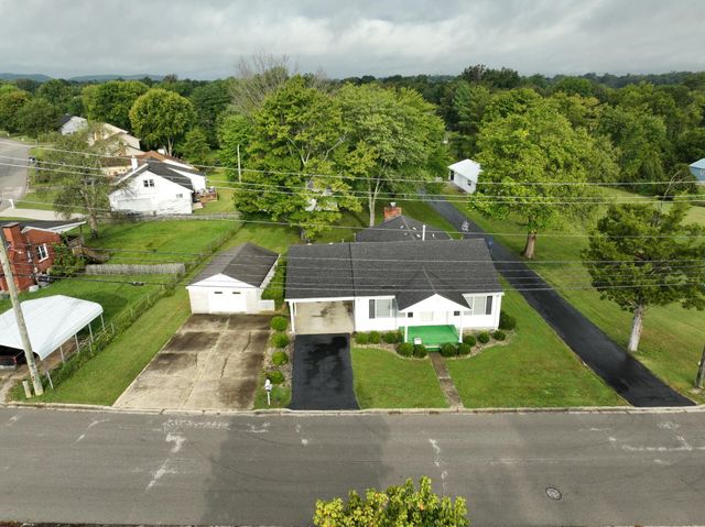 119 Bratcher Lane, Berea, KY 40403