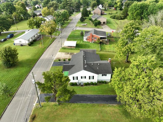 119 Bratcher Lane, Berea, KY 40403
