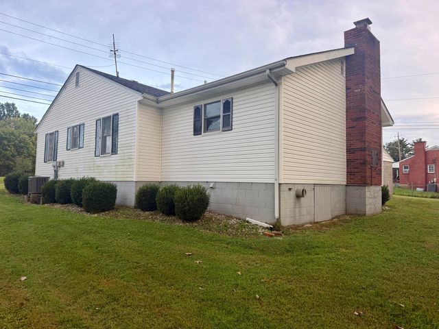 119 Bratcher Lane, Berea, KY 40403