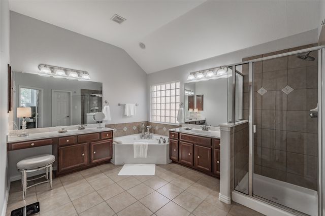 10100 Renwick Cove, Fort Worth, TX 76244