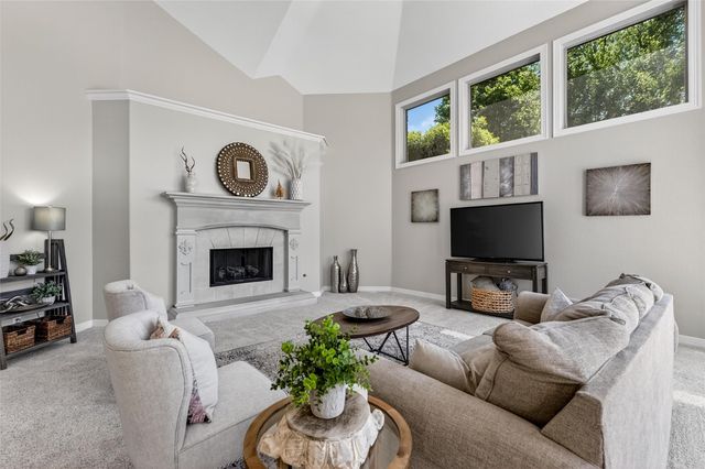 1106 Waterfall Drive, Mckinney, TX 75072