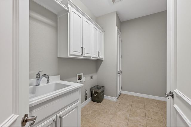 1106 Waterfall Drive, Mckinney, TX 75072