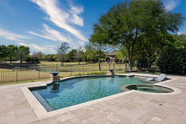 1106 Waterfall Drive, Mckinney, TX 75072