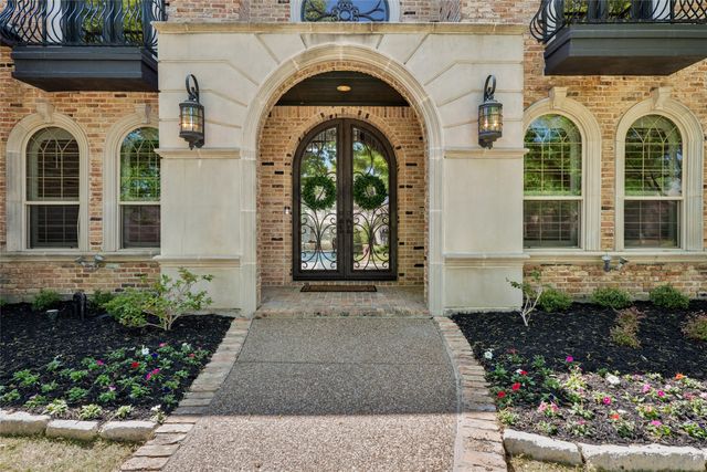 1106 Waterfall Drive, Mckinney, TX 75072