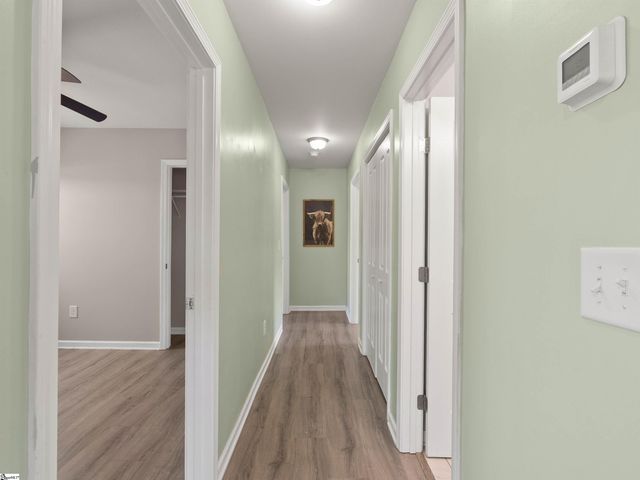 381 Deer Farm Pond Lane, Fair Play, SC 29621