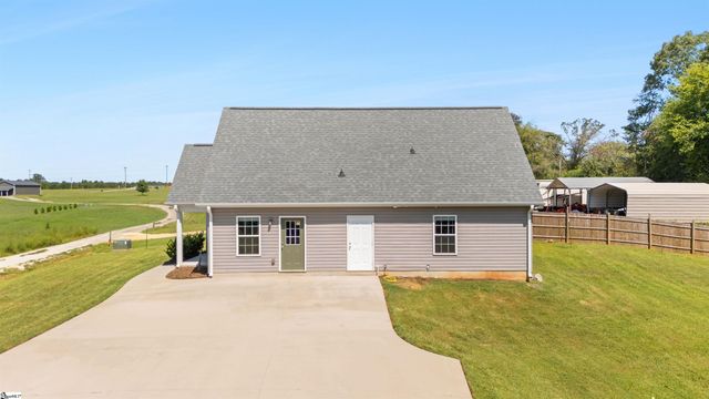 381 Deer Farm Pond Lane, Fair Play, SC 29621