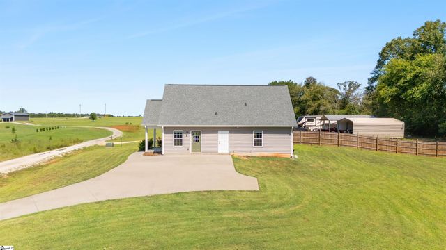 381 Deer Farm Pond Lane, Fair Play, SC 29621