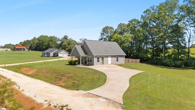 381 Deer Farm Pond Lane, Fair Play, SC 29621