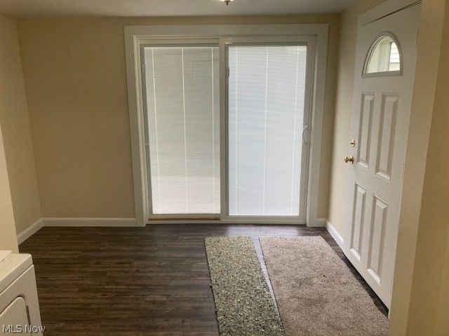 310 N Mecca Street, Cortland, OH 44410