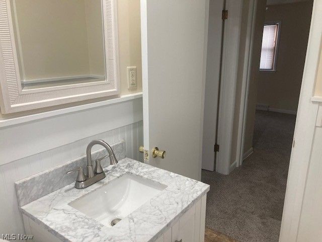 310 N Mecca Street, Cortland, OH 44410