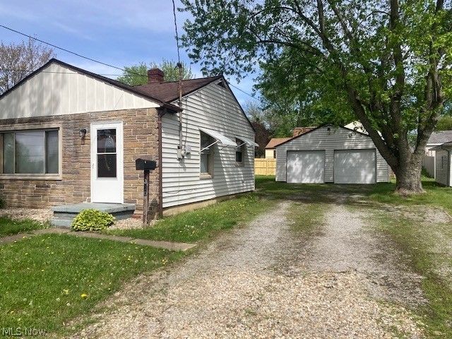 310 N Mecca Street, Cortland, OH 44410