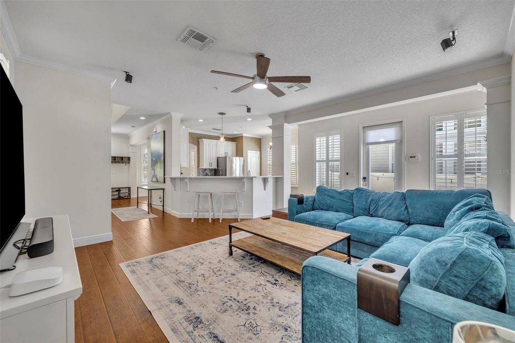 Image 11 of property listing at 5343 BRADY LANE, Orlando, FL 32814