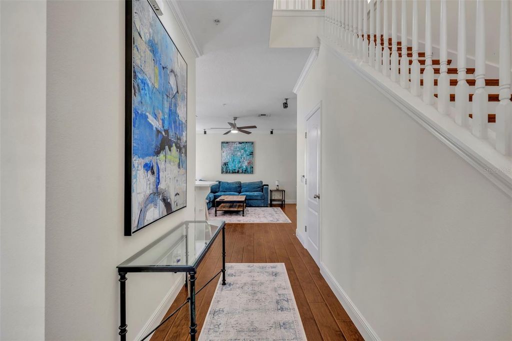 Image 7 of property listing at 5343 BRADY LANE, Orlando, FL 32814