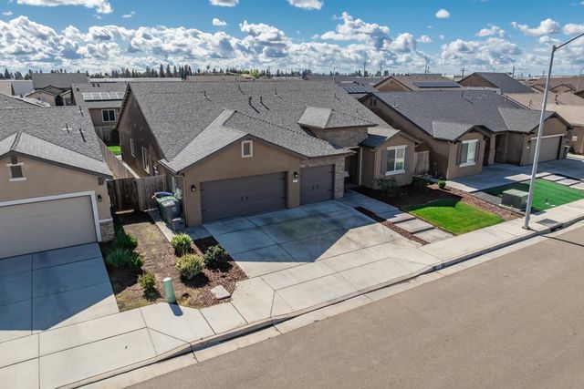 247 Rebel Avenue, Reedley, CA 93654