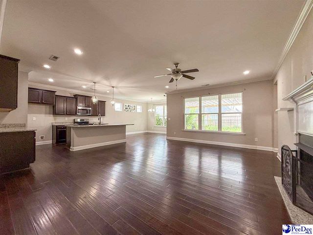 1073 Wessex Dr, Florence, SC 29501
