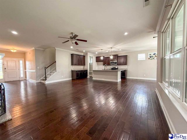 1073 Wessex Dr, Florence, SC 29501
