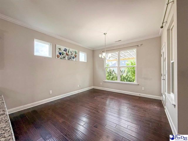 1073 Wessex Dr, Florence, SC 29501