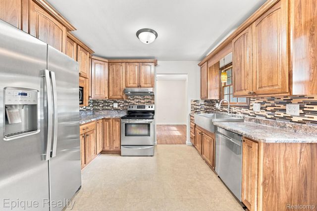 2083 Holly Tree Drive, Davison Township, MI 48423