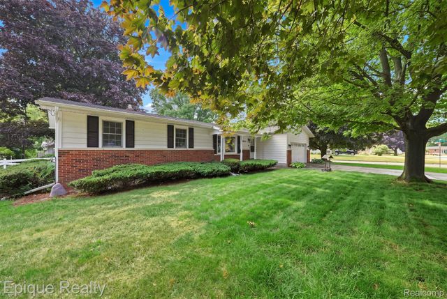 2083 Holly Tree Drive, Davison Township, MI 48423
