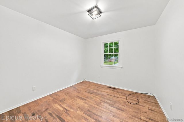 2083 Holly Tree Drive, Davison Township, MI 48423