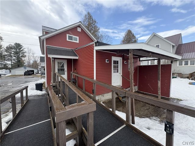 24 Mckean Street, Gouverneur, NY 13642