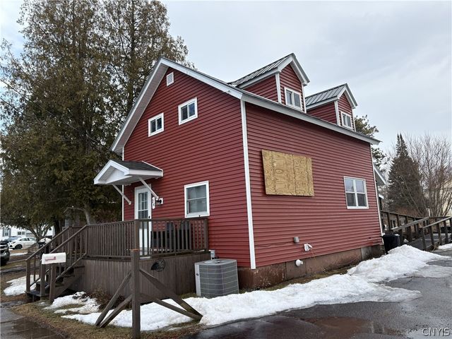 24 Mckean Street, Gouverneur, NY 13642