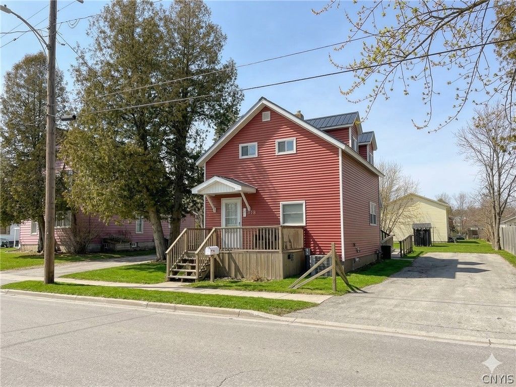 24 Mckean Street, Gouverneur, NY 13642