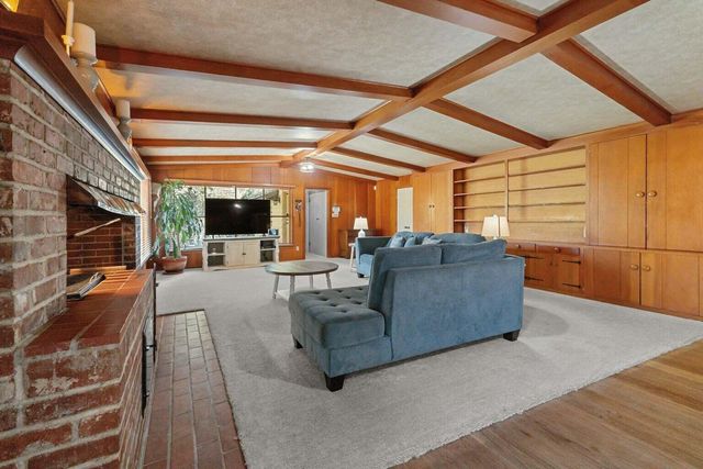 531 E Walnut Street, Exeter, CA 93221