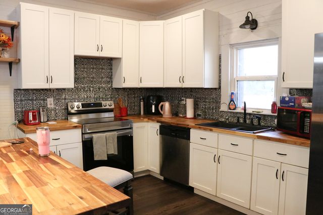 441 Lyerly Dam Road, Lyerly, GA 30730