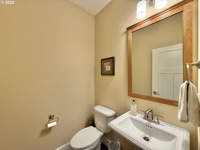 5216 Ne 134TH St, Vancouver, WA 98686