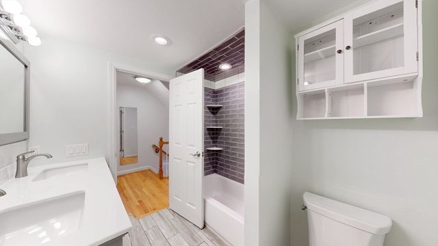 2 Glenbrook Ln 13, Arlington, MA 02474