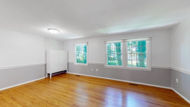2 Glenbrook Ln 13, Arlington, MA 02474