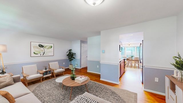 2 Glenbrook Ln 13, Arlington, MA 02474