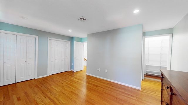 2 Glenbrook Ln 13, Arlington, MA 02474