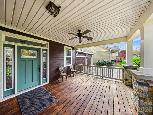 324 Fennel Dun Circle, Biltmore Lake, NC 28715