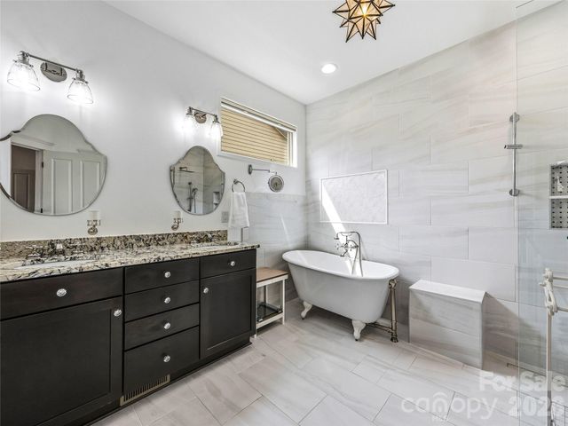 324 Fennel Dun Circle, Biltmore Lake, NC 28715