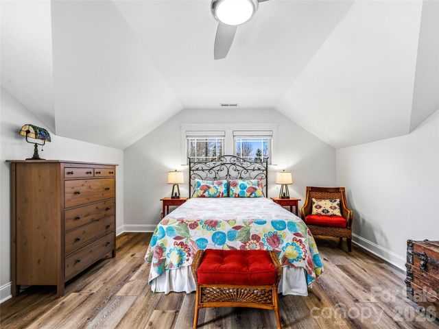 324 Fennel Dun Circle, Biltmore Lake, NC 28715