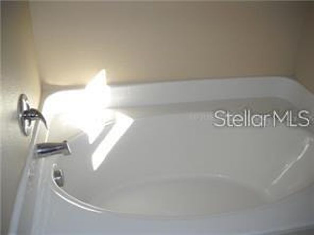 5220 SILVER THISTLE LANE, St Cloud, FL 34772