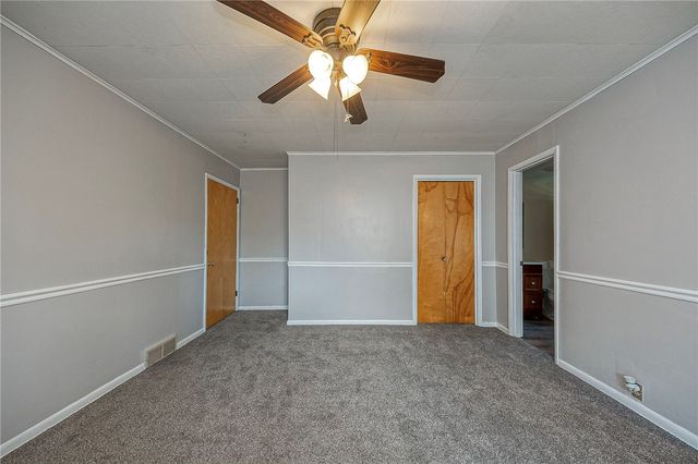 3819 Grant St A, South Park, PA 15129