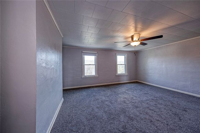 3819 Grant St A, South Park, PA 15129