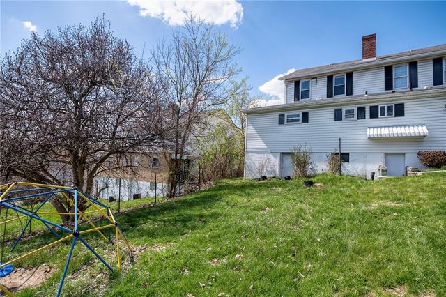 3819 Grant St A, South Park, PA 15129