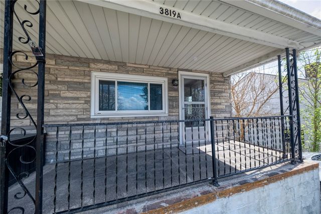 3819 Grant St A, South Park, PA 15129