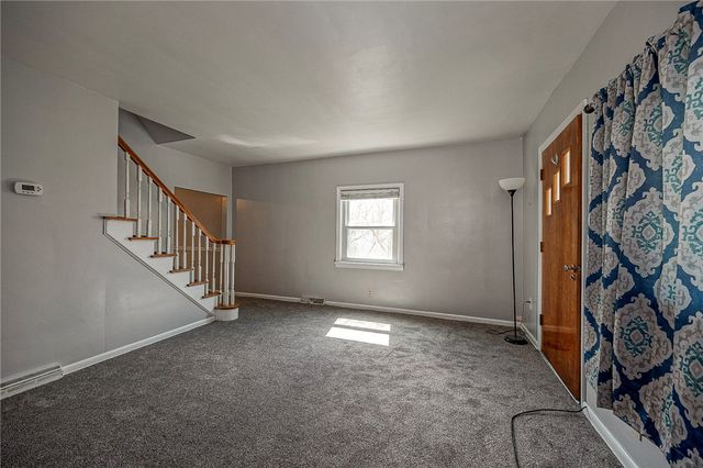 3819 Grant St A, South Park, PA 15129