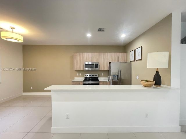 170 SE 7th Way 170, Pompano Beach, FL 33060