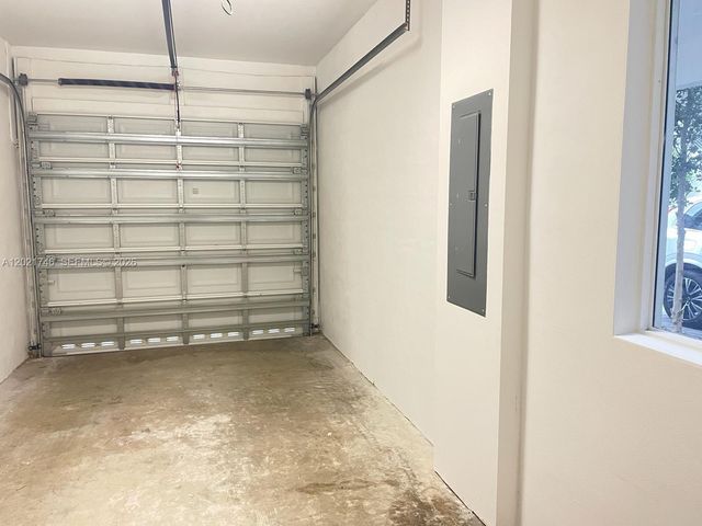 170 SE 7th Way 170, Pompano Beach, FL 33060