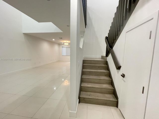 170 SE 7th Way 170, Pompano Beach, FL 33060