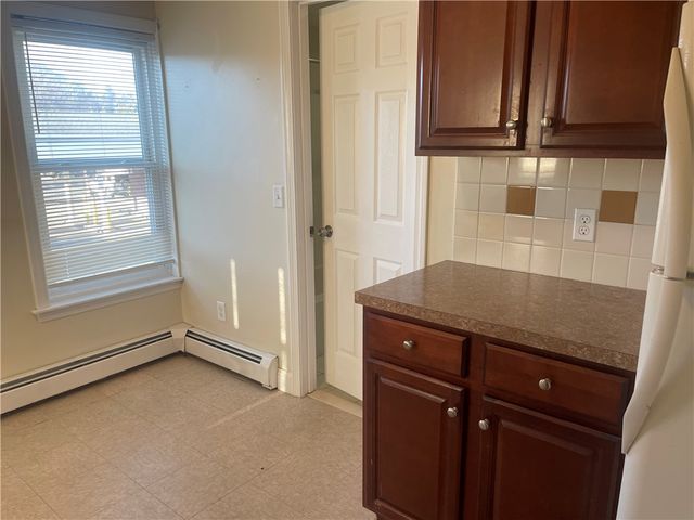 585 Main Street 2A, East Greenwich, RI 02818