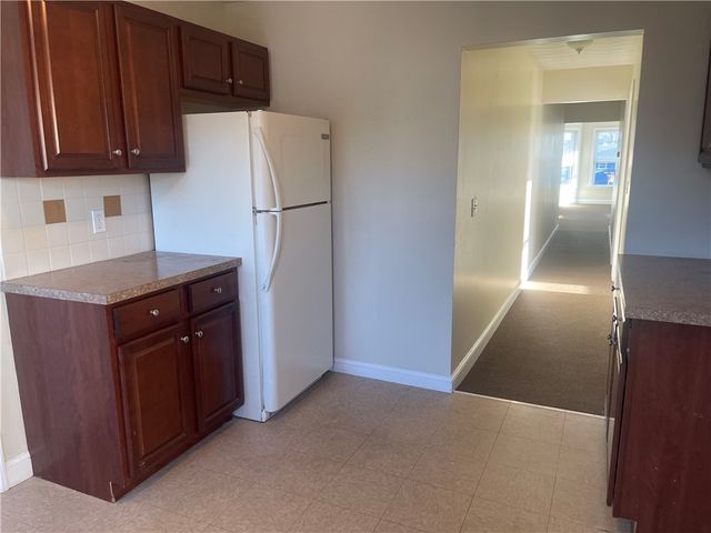 585 Main Street 2A, East Greenwich, RI 02818